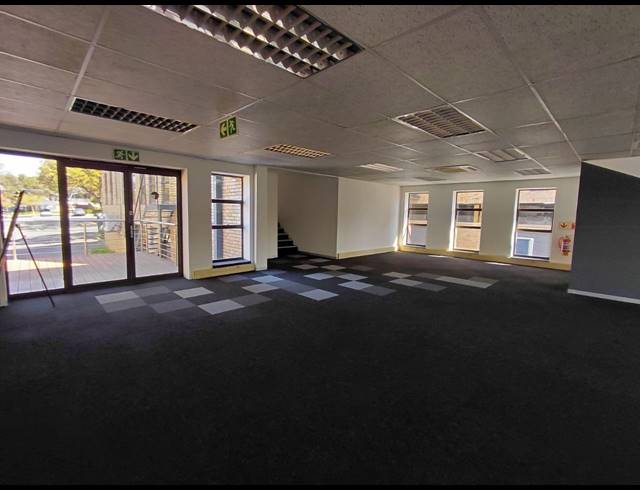 277M² OFFICE TO LET IN HURLINGHAM